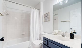 43968 BIDWELL Ct, Ashburn, VA 20147