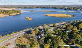 1705 Wampanoag Trl, Barrington, RI 02806