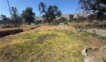 388 E Pentagon St, Altadena, CA 91001