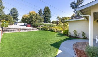 302 Coronado Dr, Aptos, CA 95003