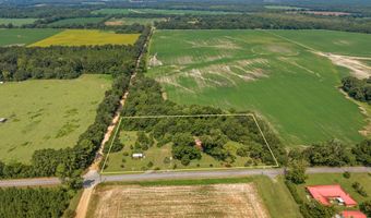 5709 Grove Rd, Bascom, FL 32423