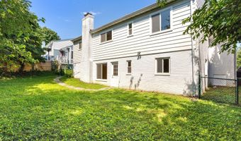 4516 GRETNA St, Bethesda, MD 20814