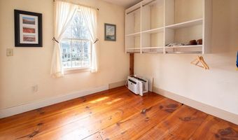 25 S Main St, Belchertown, MA 01007