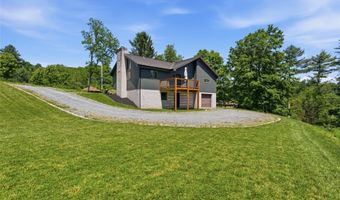 2420 Thomas Dr, Allison Park, PA 15101