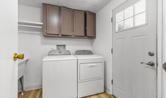 10523 SE LINWOOD Ave 7, Milwaukie, OR 97222
