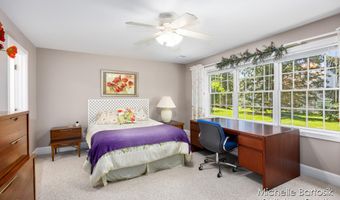 6404 Winter Run Dr SE, Ada, MI 49301