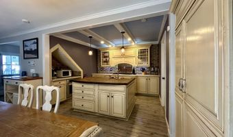 224 FIFTH St #A, Beach Haven, NJ 08008