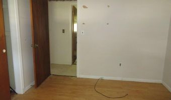 29 Hutchinson Dr, Augusta, ME 04330