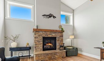 61333 Kindle Rock Loop, Bend, OR 97702