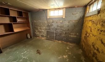 809 Maurice St, Alton, IL 62002