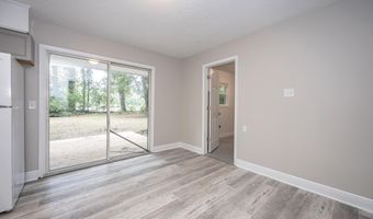 206 Beverly Dr, Ocean Springs, MS 39564