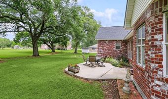 186 Sarah Victoria Dr, Belle Chasse, LA 70037