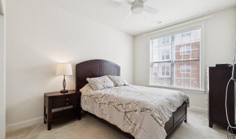 44589 YORK CREST Ter #200, Ashburn, VA 20147