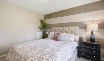 13476 Granada Ave, Apple Valley, MN 55124