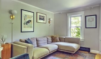 264 Sowams Rd, Barrington, RI 02806