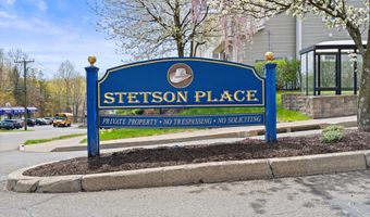 68 Stetson Pl 68, Danbury, CT 06811