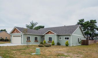 880 ROGERS Pl, Bandon, OR 97411