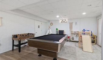 17301 Arlington Ave, Allen Park, MI 48101