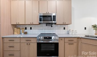 1033 Martin Luther King Jr Dr, Albemarle, NC 28001