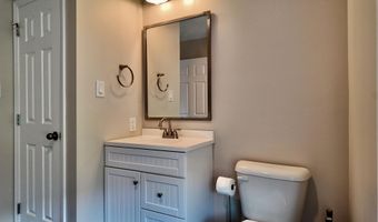 360 Rainbow Ln, Asbury, WV 24916