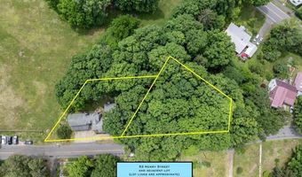 53 Henry St, Amherst, MA 01002