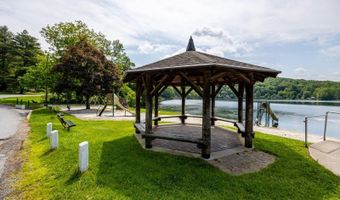 5 Grandview Rd, Alloway, NJ 07461