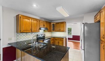 404 Woodvale Ln, Aiken, SC 29801