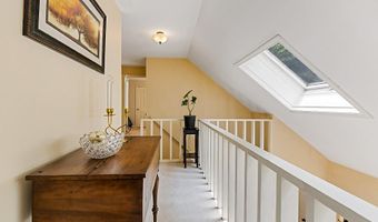 31 Pheasant Run Rd, Belgrade, ME 04917
