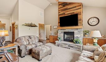 150 Links Dr, Blanchard, ID 83804