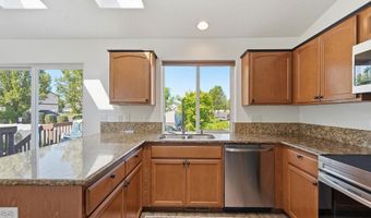 902 S Salish St, Airway Heights, WA 99224