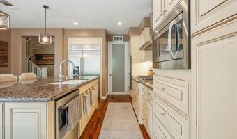 6996 Goldstone Rd, Carlsbad, CA 92009