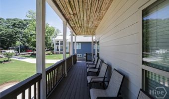 132 N Poplar St, Athens, GA 30606