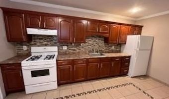 443 N 7th St 2, Allentown, PA 18102