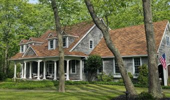 12 Alexis Ct, Amagansett, NY 11930