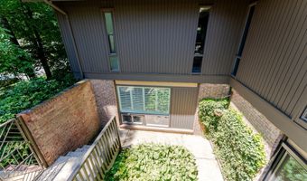 4221 ELIZABETH Ln, Annandale, VA 22003