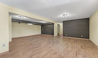 802 N Railroad St, Ainsworth, IA 52201