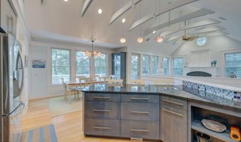 28 Sabal Palm Trl, Bald Head Island, NC 28461