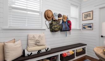 114 SPA VIEW Ave, Annapolis, MD 21401