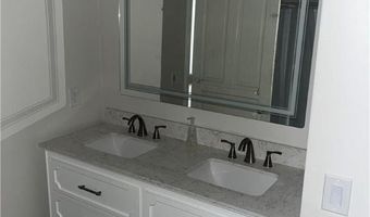 527 N 6th St, Allentown, PA 18102