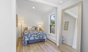 310 East Rd, Belford, NJ 07718
