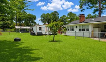 2101 Robinhood Rd, Albany, GA 31707