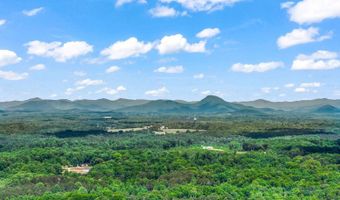 372 Highland Pointe Dr, Alto, GA 30510