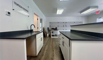 512 SW B St 10/12, Bentonville, AR 72712