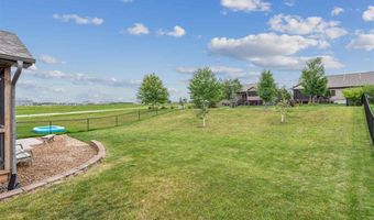 1217 Copper Mountain Dr, North Liberty, IA 52317