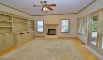 1689 Peppertree Dr, Alcoa, TN 37701