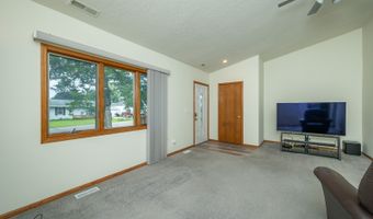 420 NE 141st Pl, Alleman, IA 50007