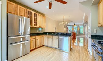 706 S BOND St, Baltimore, MD 21231