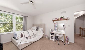 1167 Greens Farm Rd, Cincinnati, OH 45102