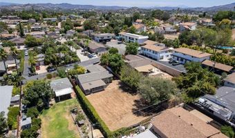 1935 S Broadway, Escondido, CA 92025