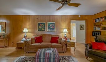 1901 Douglas Dr, Bainbridge, GA 39819